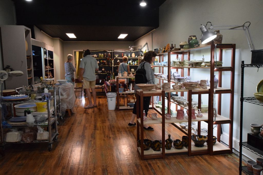 7-2019 art crawl 061 (1024x683).jpg